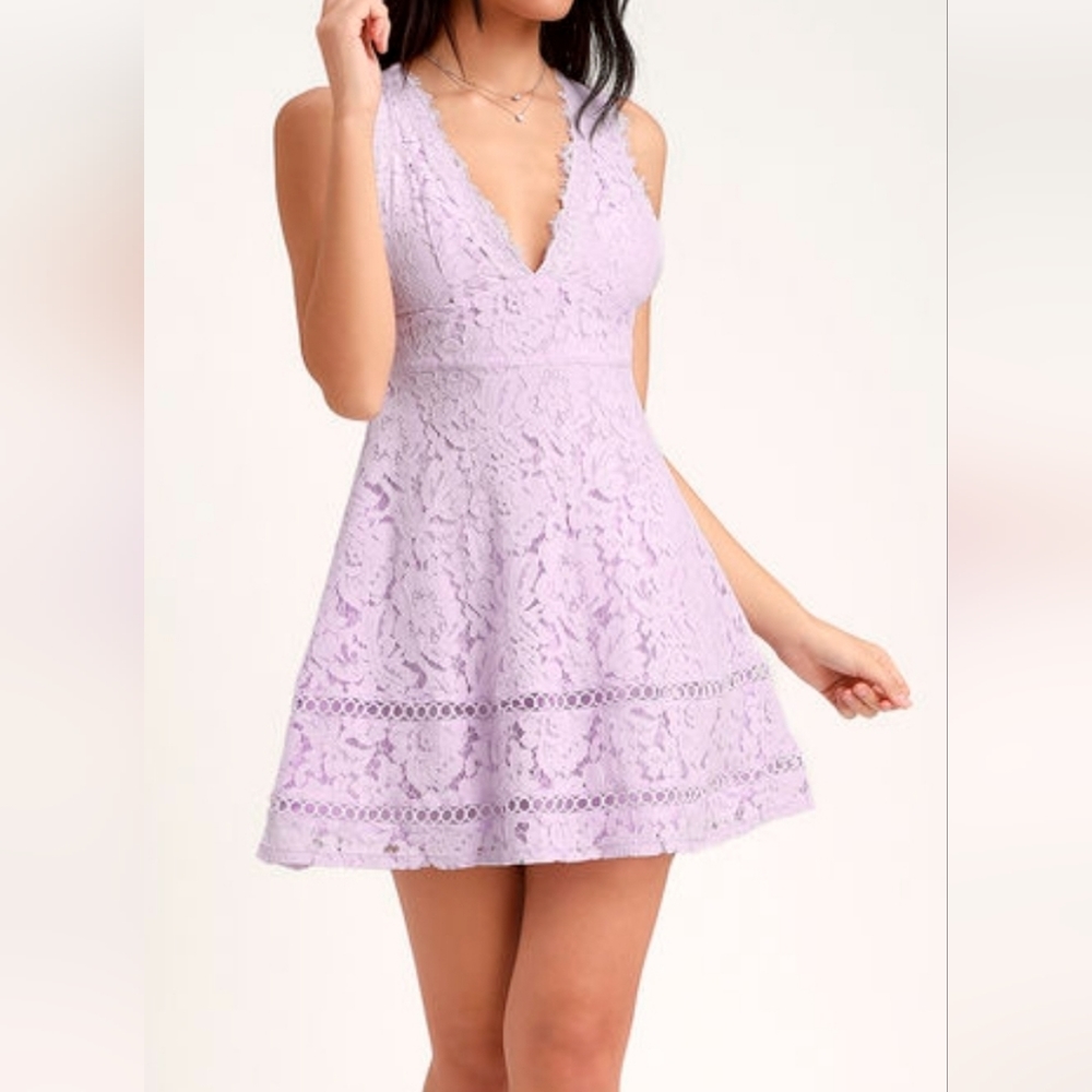 Lulus Lavender Lace Dress Sz S